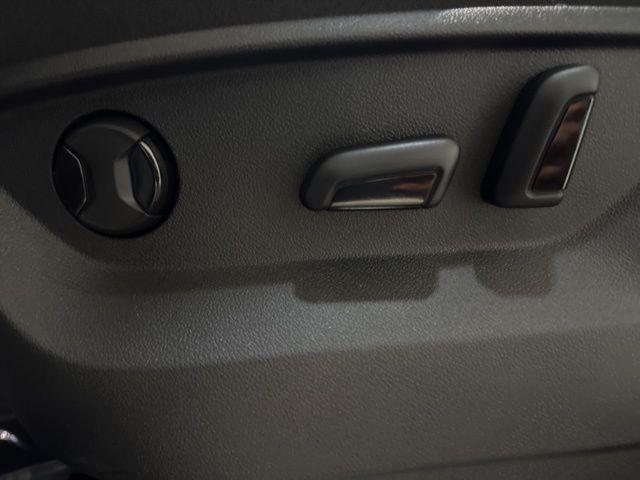 new 2026 Volkswagen Atlas car, priced at $44,234