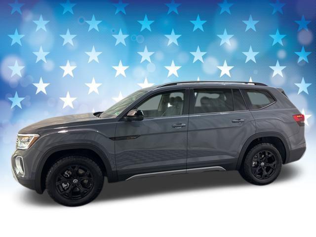 new 2025 Volkswagen Atlas car, priced at $43,726