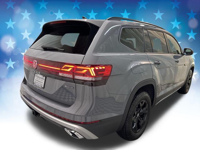 new 2025 Volkswagen Atlas car, priced at $43,726
