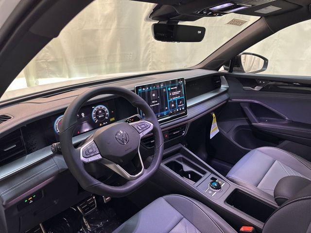 new 2025 Volkswagen Tiguan car, priced at $34,916