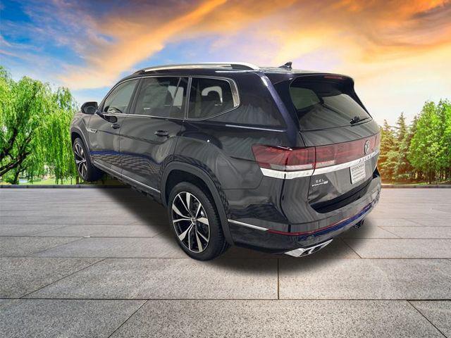 new 2024 Volkswagen Atlas car, priced at $49,586