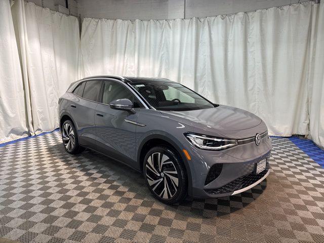 new 2025 Volkswagen ID.4 car, priced at $52,443