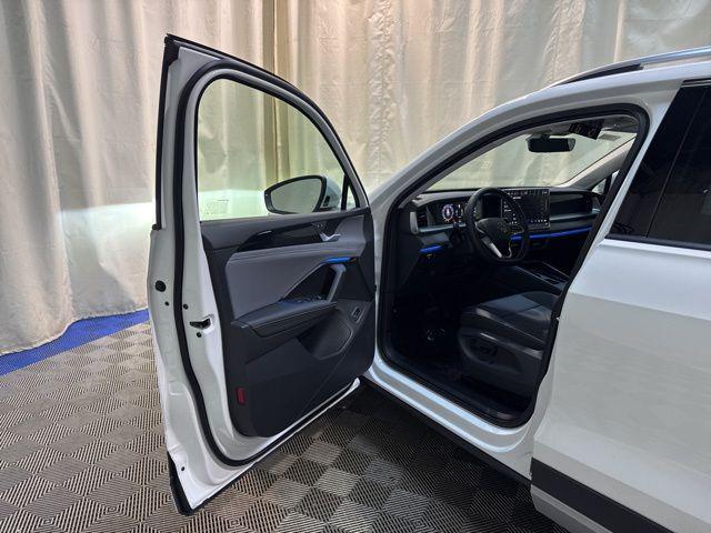 new 2026 Volkswagen Tiguan car, priced at $35,691