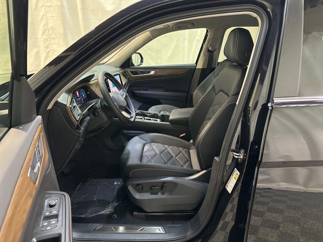 new 2025 Volkswagen Atlas car, priced at $42,341