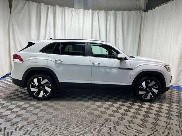 new 2025 Volkswagen Atlas Cross Sport car, priced at $41,457