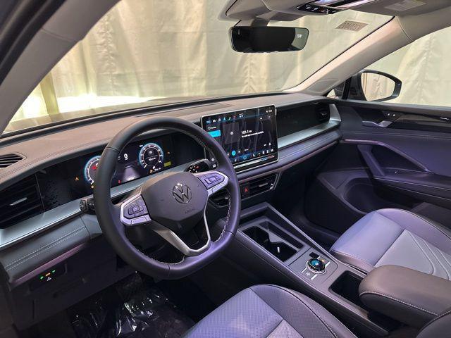 new 2025 Volkswagen Tiguan car, priced at $34,806