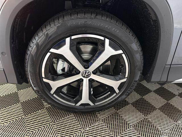 new 2025 Volkswagen Tiguan car, priced at $34,806