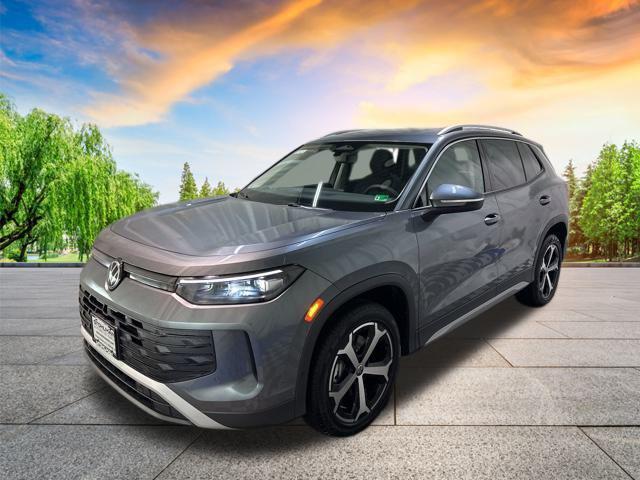 new 2025 Volkswagen Tiguan car, priced at $34,806