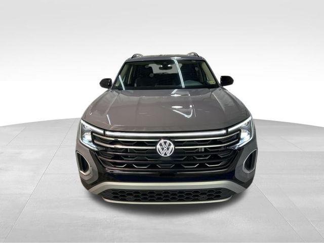 used 2024 Volkswagen Atlas car, priced at $41,312