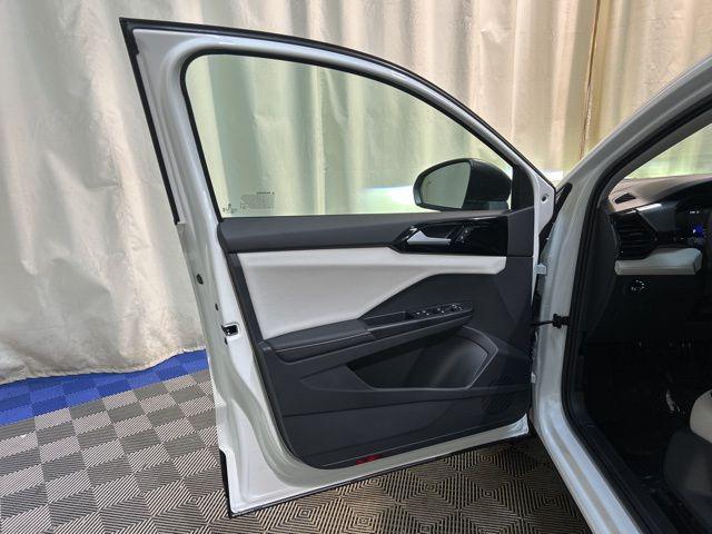 new 2025 Volkswagen Taos car, priced at $27,668