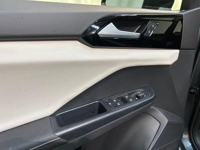 new 2025 Volkswagen Taos car, priced at $27,683