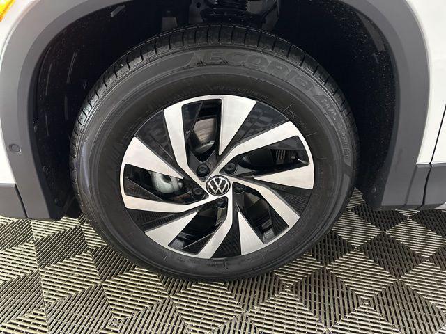 new 2026 Volkswagen Tiguan car, priced at $31,037