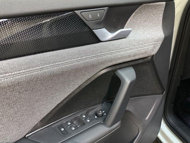 new 2026 Volkswagen Tiguan car, priced at $31,037