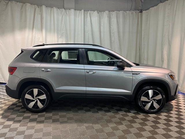 new 2024 Volkswagen Taos car, priced at $25,957