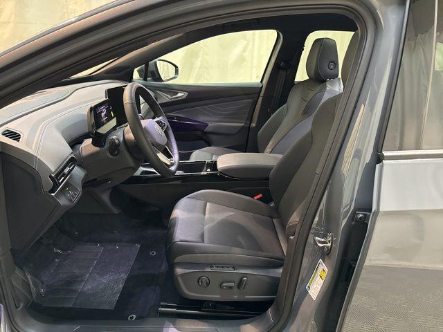 new 2025 Volkswagen ID.4 car, priced at $49,672