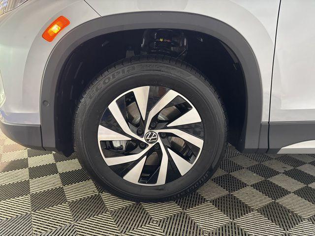new 2025 Volkswagen Tiguan car, priced at $30,172