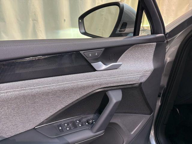new 2025 Volkswagen Tiguan car, priced at $30,172