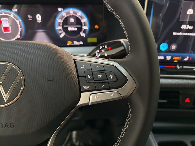 new 2025 Volkswagen Tiguan car, priced at $30,172
