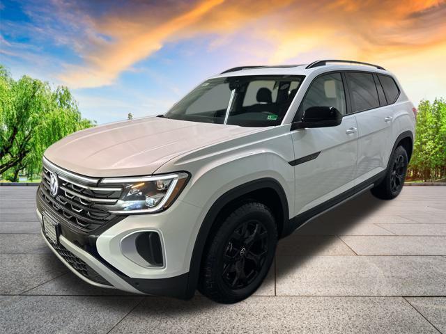 new 2026 Volkswagen Atlas car, priced at $48,677