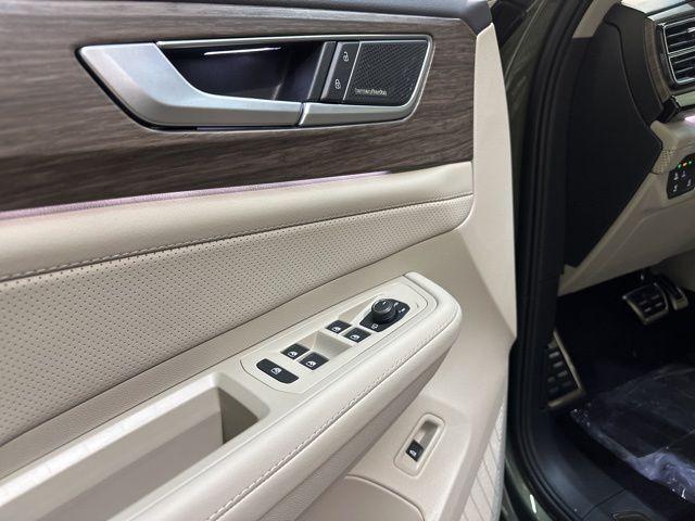 new 2026 Volkswagen Atlas car, priced at $54,187