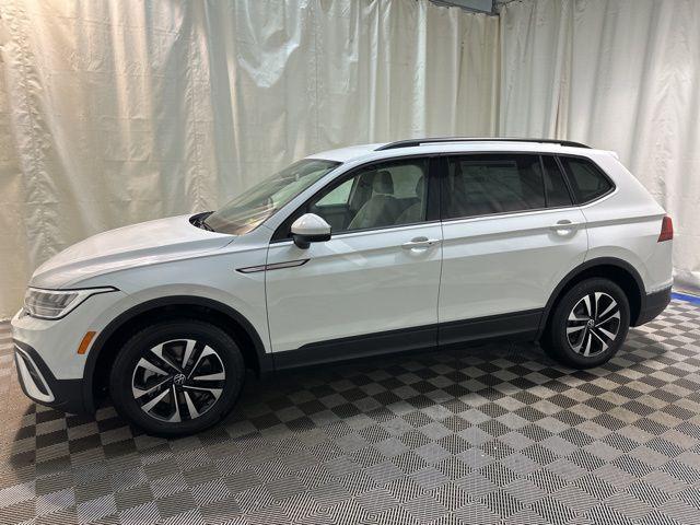 new 2024 Volkswagen Tiguan car, priced at $27,653