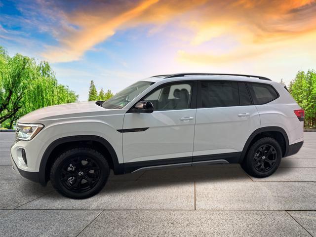 new 2025 Volkswagen Atlas car, priced at $45,637