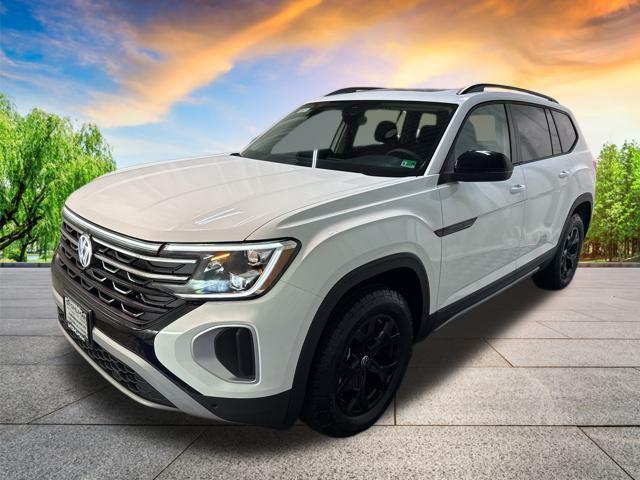 new 2025 Volkswagen Atlas car, priced at $45,637