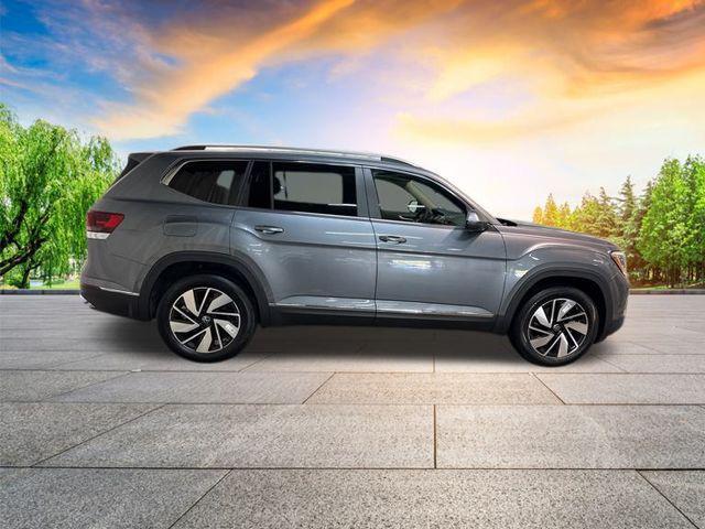 new 2024 Volkswagen Atlas car, priced at $45,907