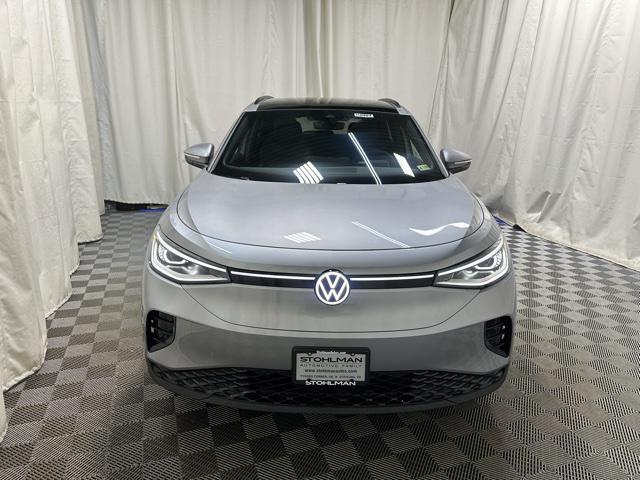 new 2024 Volkswagen ID.4 car, priced at $40,950