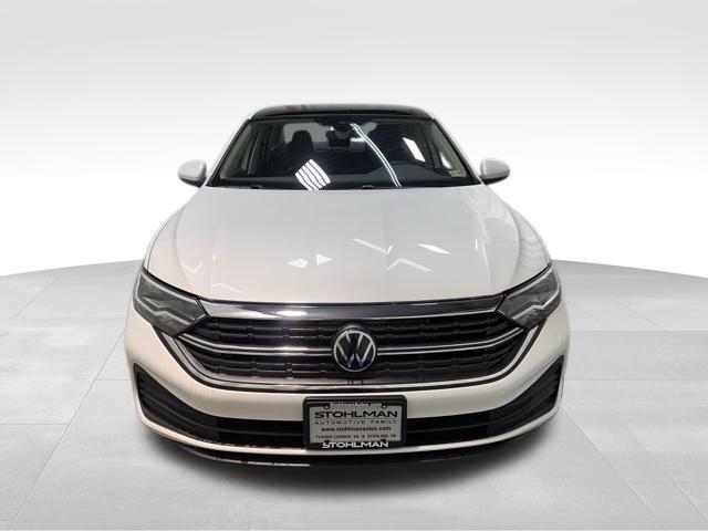 new 2024 Volkswagen Jetta car, priced at $26,034