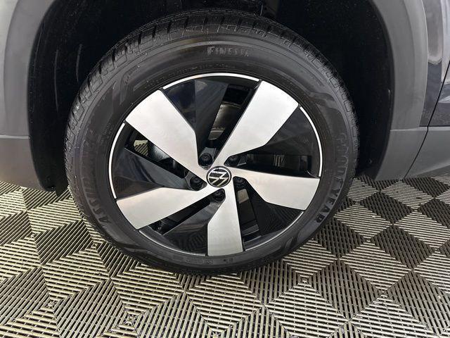 new 2025 Volkswagen Taos car, priced at $27,683