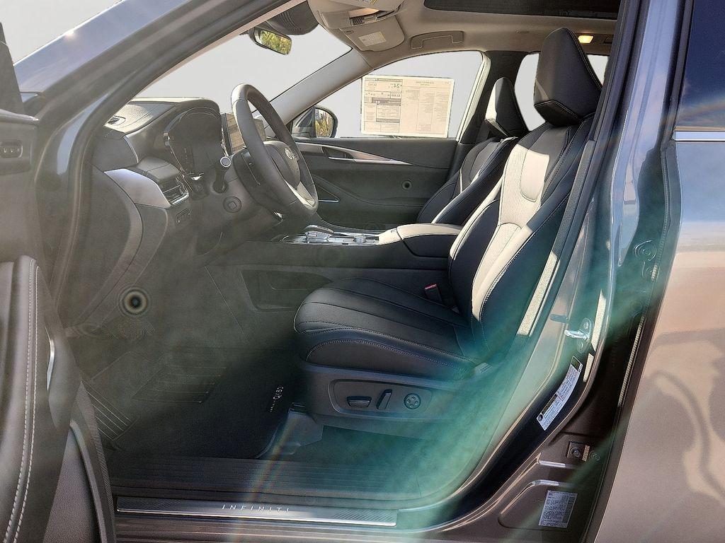 new 2026 INFINITI QX60 car, priced at $62,405