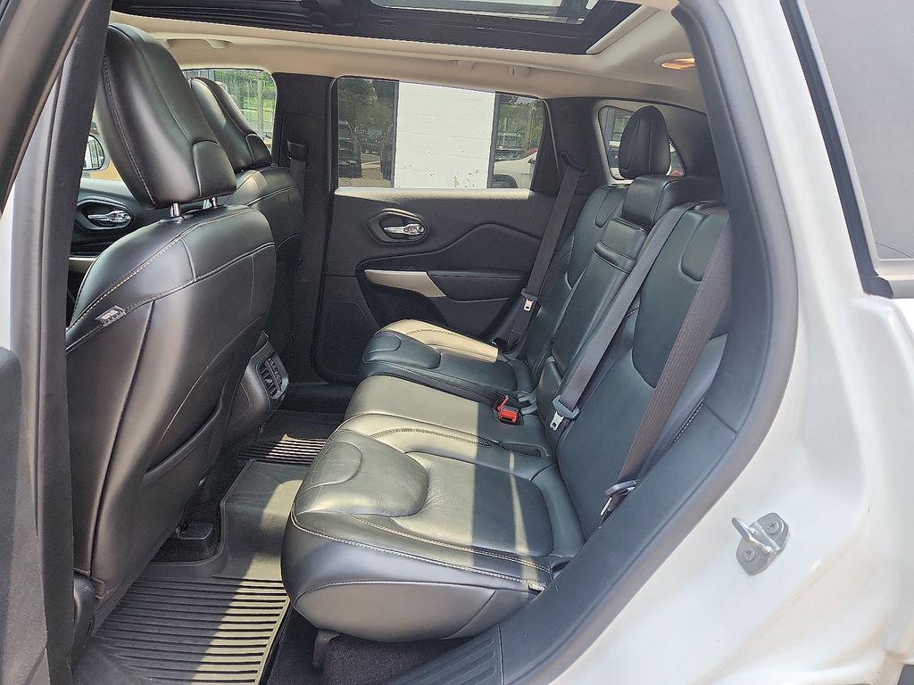 used 2018 Jeep Cherokee car, priced at $9,500