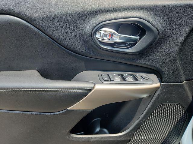 used 2018 Jeep Cherokee car, priced at $11,250