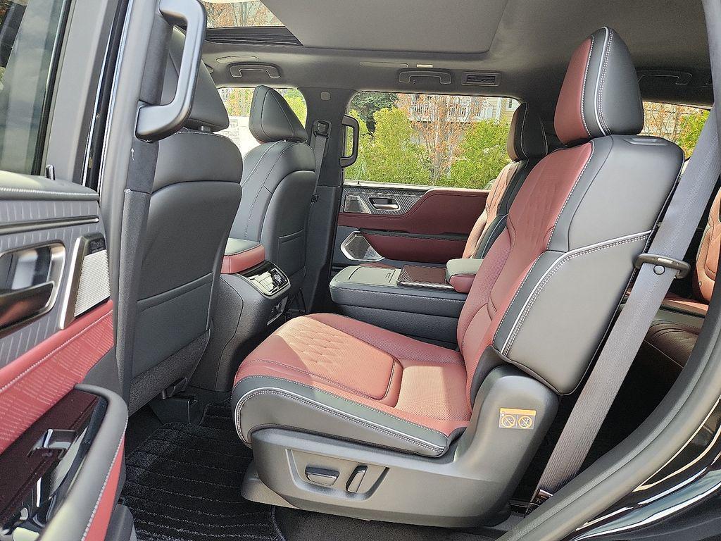 new 2025 INFINITI QX80 car, priced at $109,163
