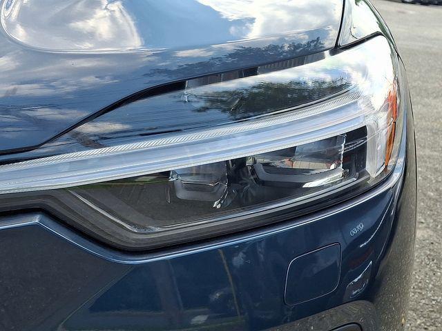 used 2022 Volvo XC60 car, priced at $34,881