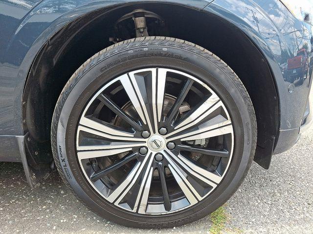 used 2022 Volvo XC60 car, priced at $34,881