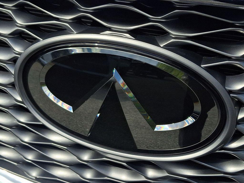 new 2025 INFINITI QX55 car, priced at $51,201