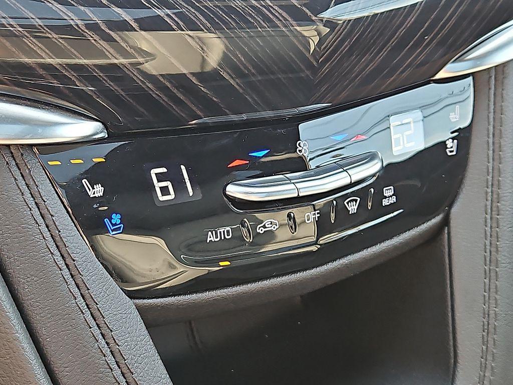 used 2024 Cadillac XT6 car, priced at $48,250