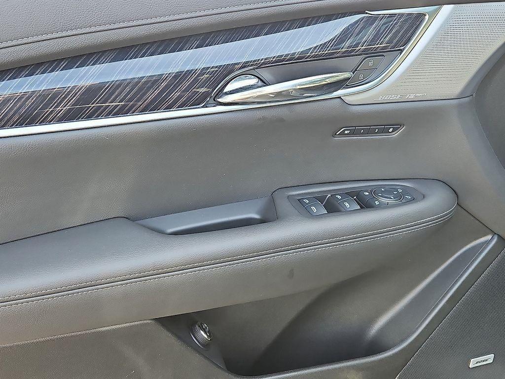 used 2024 Cadillac XT6 car, priced at $47,475