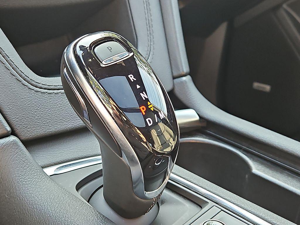 used 2024 Cadillac XT6 car, priced at $48,250