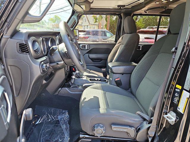 used 2022 Jeep Wrangler Unlimited car, priced at $29,250