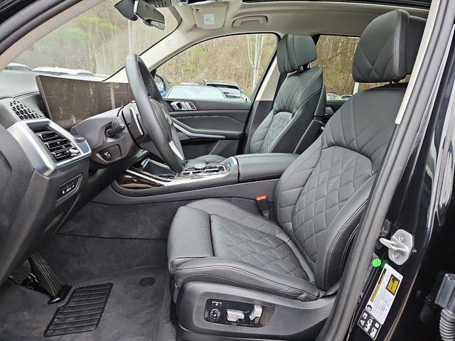 used 2025 BMW X7 car, priced at $69,372