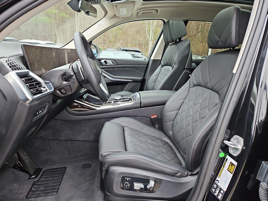 used 2025 BMW X7 car, priced at $64,000