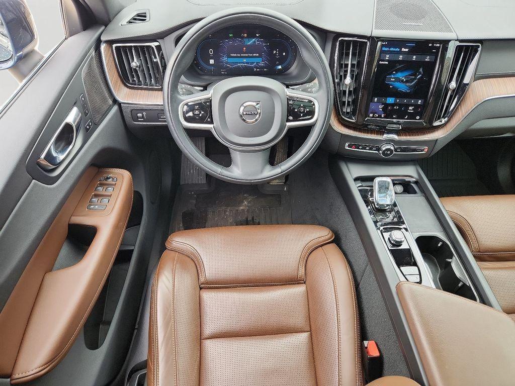 used 2022 Volvo XC60 car, priced at $38,975