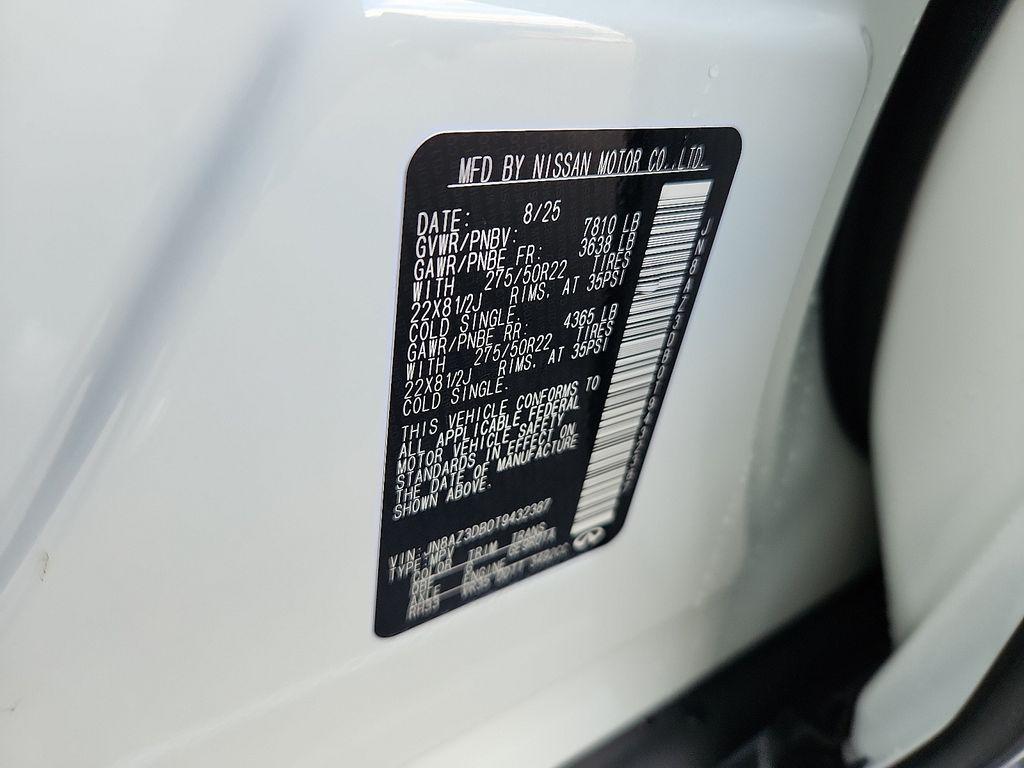 new 2026 INFINITI QX80 car, priced at $106,525