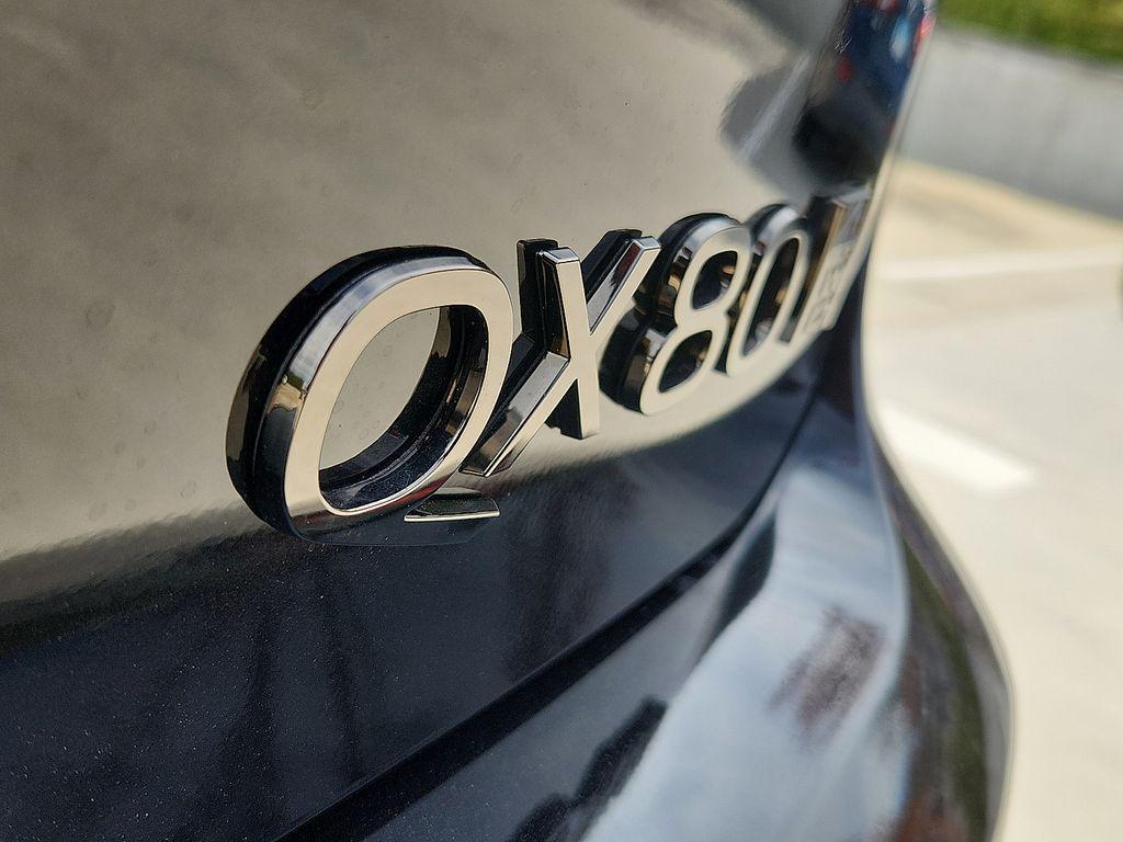 new 2025 INFINITI QX80 car, priced at $108,001