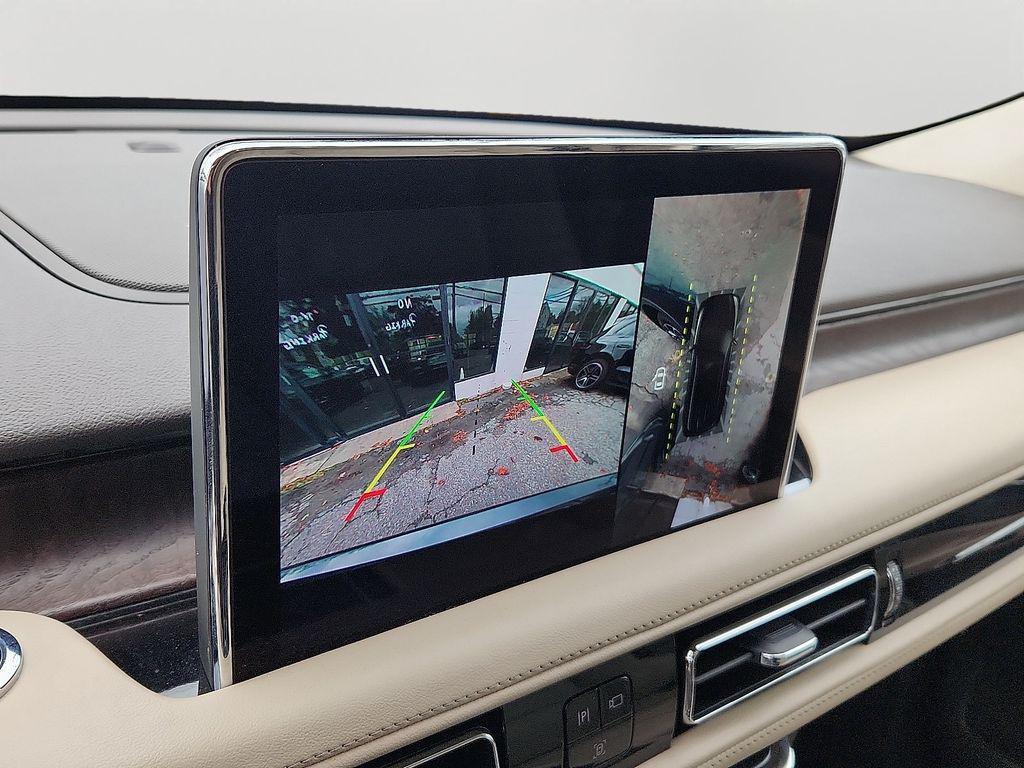 used 2023 Lincoln Aviator car, priced at $38,000