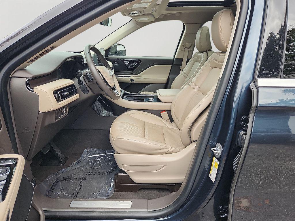 used 2023 Lincoln Aviator car, priced at $38,000