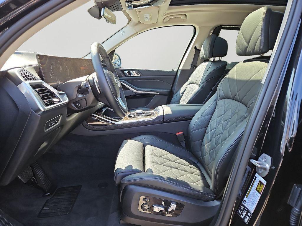 used 2025 BMW X7 car, priced at $71,475